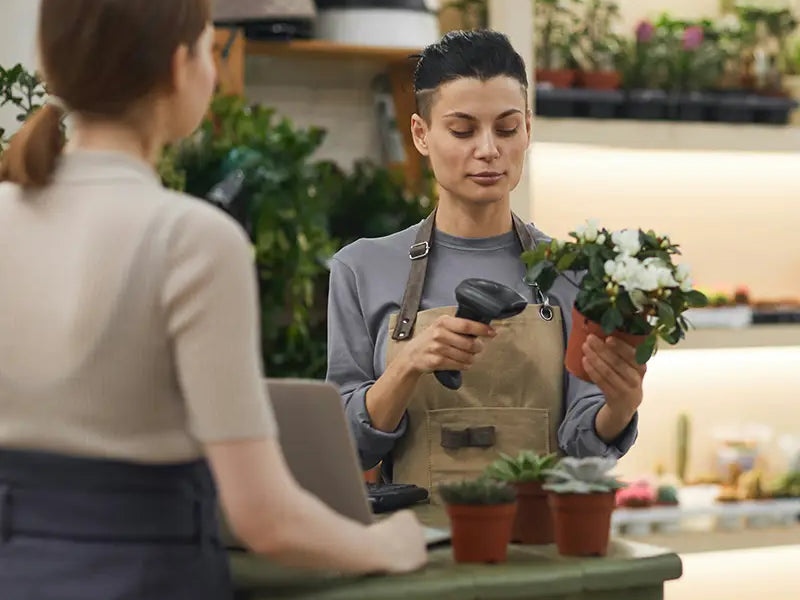 How Can POS Holsters Help Your Retail Staff Increase Their Productivity?